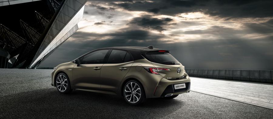  Toyota Auris Hybrid 2018 года  (WW) (фото 9 из 9)